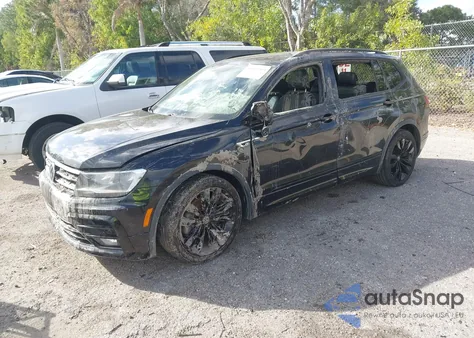 2021 Volkswagen Tiguan 2.0T Se/2.0T Se R-Line Black/2.0T Sel z USA, uszkodzony, nr VIN 3VV3B7AX6MM063362